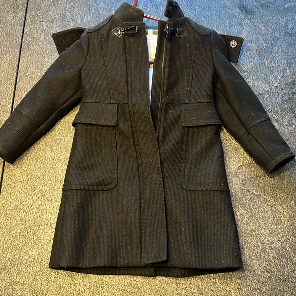 Burberry children’s jacket 5t (in my opinion runs small)